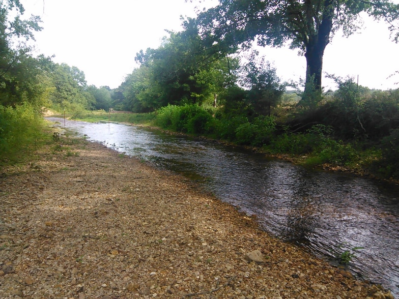 Building Photo - 8310 Middle Butler Rd