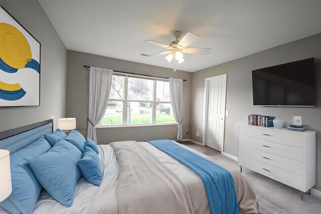 Building Photo - "Charming 3-Bed Oasis with 2 Full Baths in...