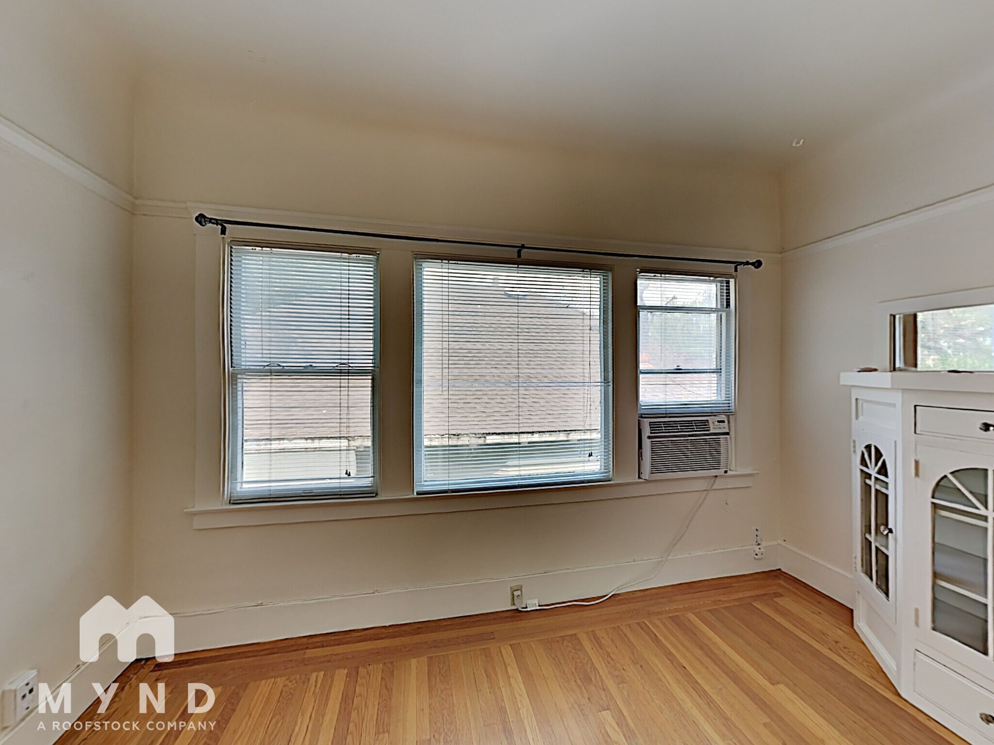 Building Photo - 623 22nd St