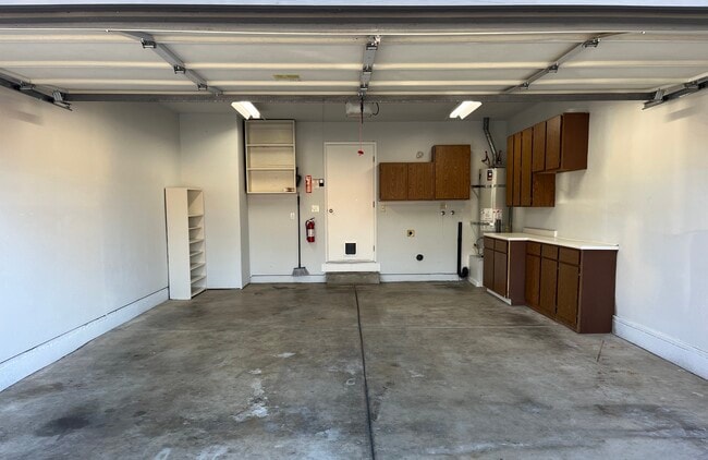 Building Photo - 760 Bowen Ct