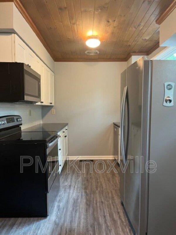Building Photo - 809 Cates St