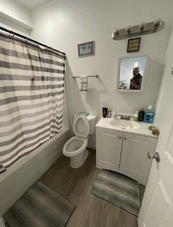 Building Photo - 1230 N Madison St