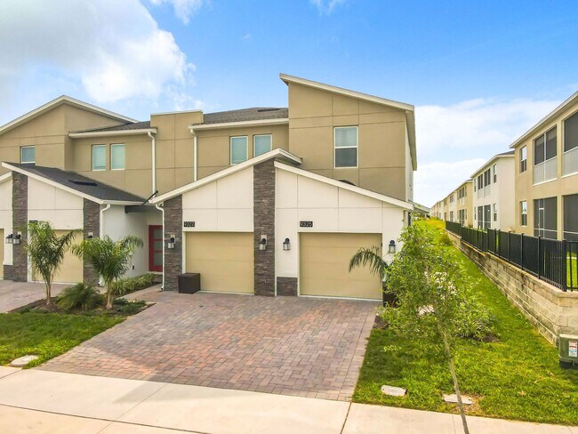 Building Photo - 9331 Sommerset Hills Dr