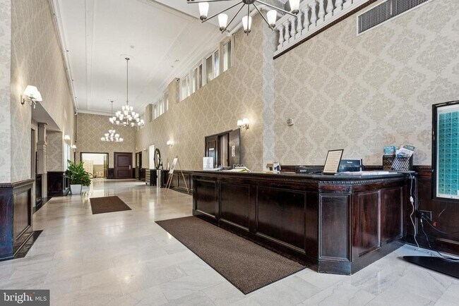 Building Photo - 1324 Locust St