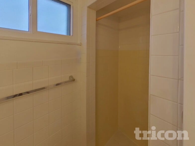 Building Photo - 1915 Berkshire Ln