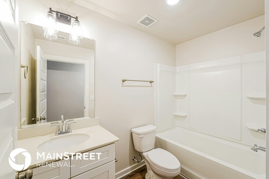 Building Photo - 1405 Brookhaven Dr