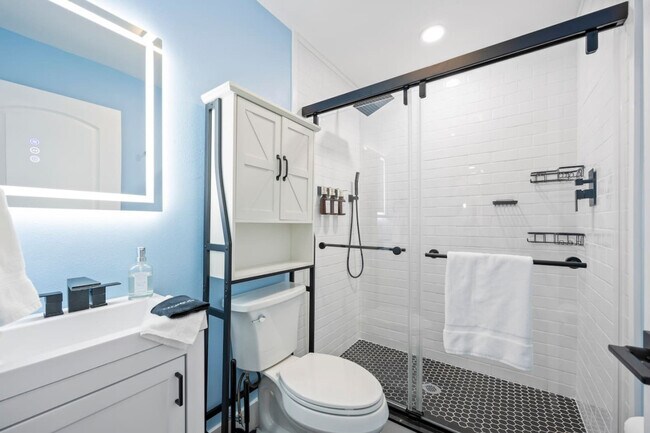 Building Photo - 79 S Brevard Ave