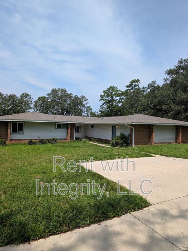 Building Photo - 251 N Villas Ct
