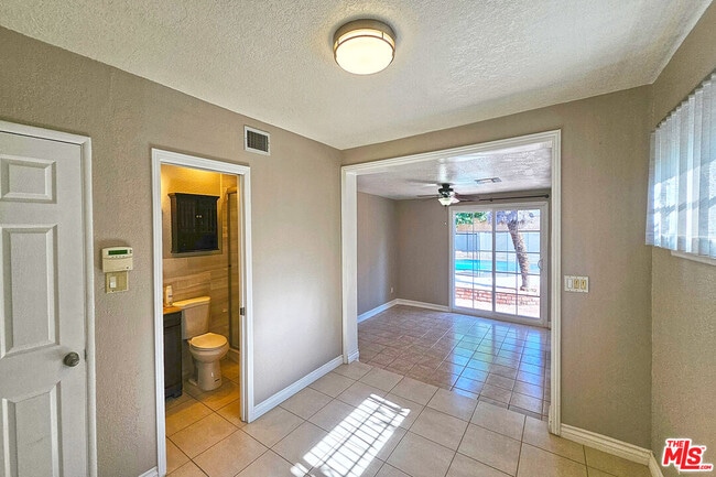Building Photo - 22957 Stagg St