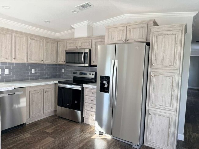 Building Photo - 5391 SW 35th Ct