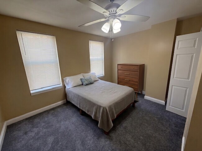 Building Photo - 2624 Gerritt St