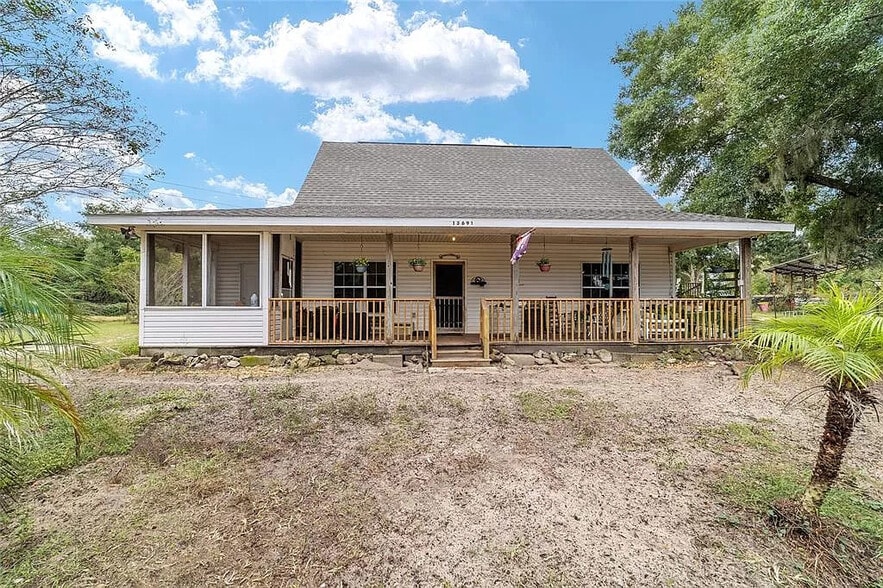 Primary House - 13691 E Hwy 25