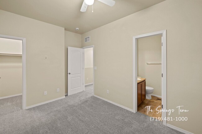 Building Photo - CHARMING 2BD TOWNHOME IN THE VISTAS AT NOR’WOOD - Security Deposit Waiver Available