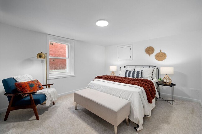 Building Photo - $1795 - Single Family Home with Private Two-Level Living Spaces, Driveway Parking & Modern Updates