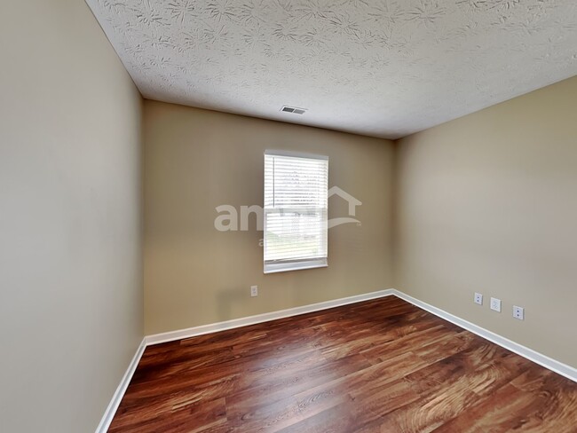 Building Photo - 8427 Nightshade Dr