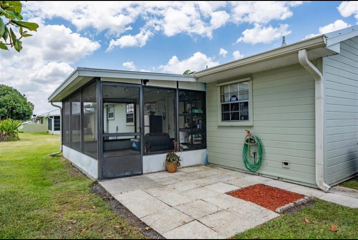 Building Photo - 5103 SE 42nd Trce