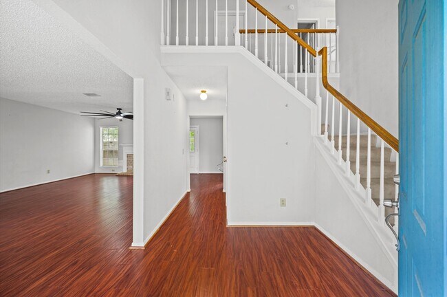 Building Photo - 3018 Granite Lake Dr