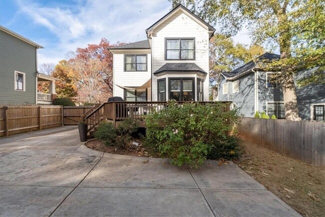 Building Photo - 3111 Alston Dr