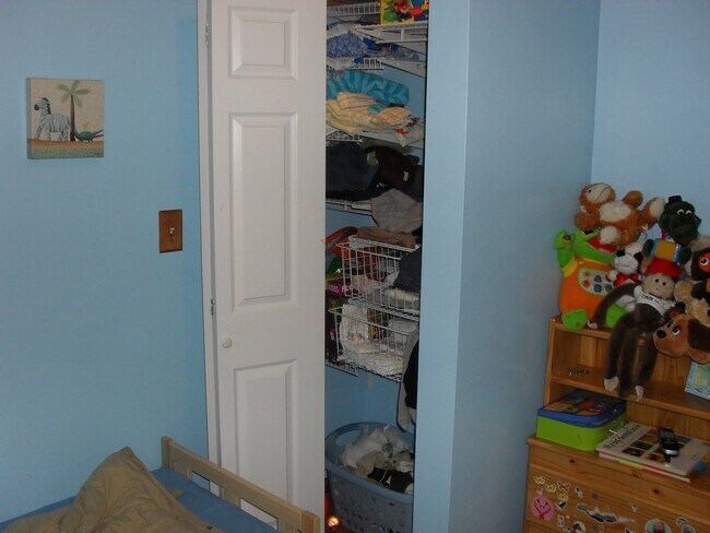 Building Photo - 7 Cypress Rd