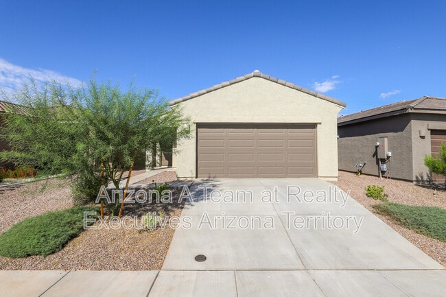 Building Photo - 4882 E Greenway Wash Dr