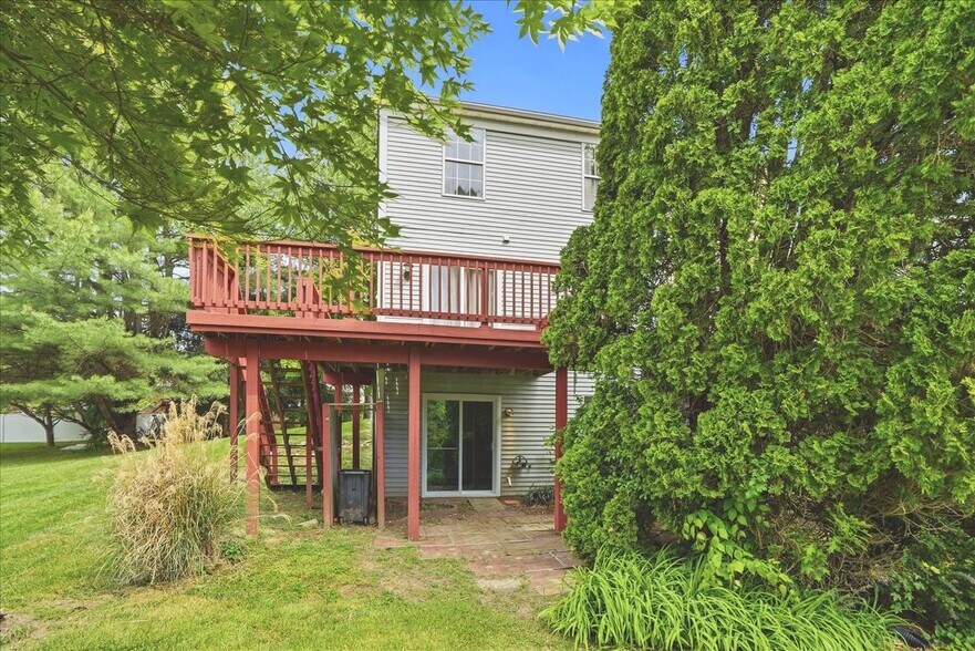 Building Photo - 1810 Bramble Brook Ln