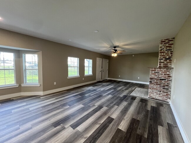 Building Photo - 14500 Old Troy Rd