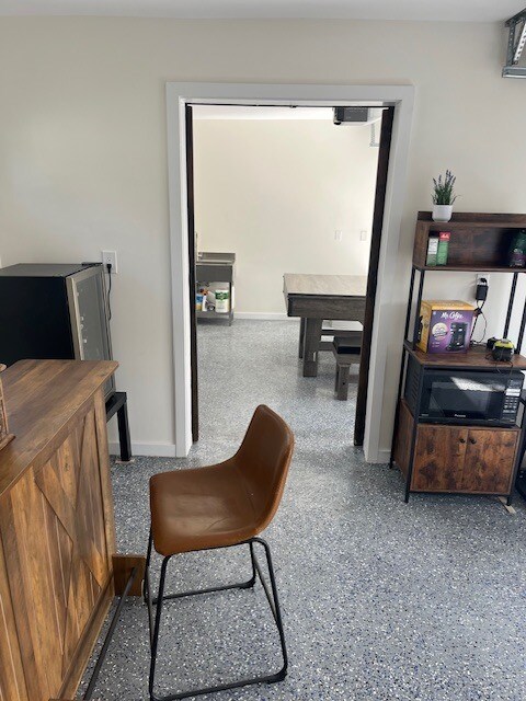 Building Photo - 3031 Wellington Rd