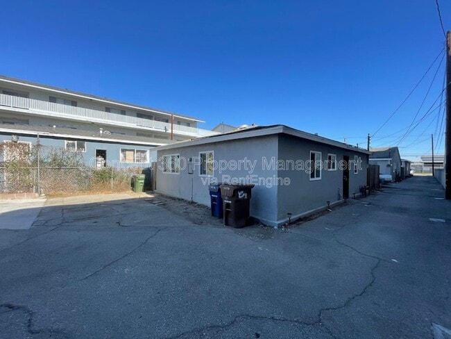 Building Photo - 13719 Yukon Ave