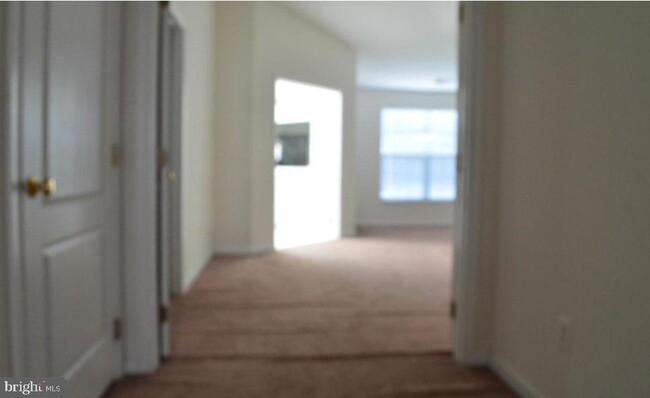 Building Photo - 25508 Crossfield Dr