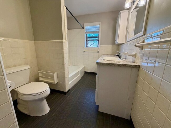 Building Photo - 9712 Springdale Rd