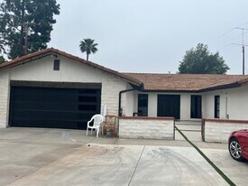Building Photo - 18242 Sylvan St