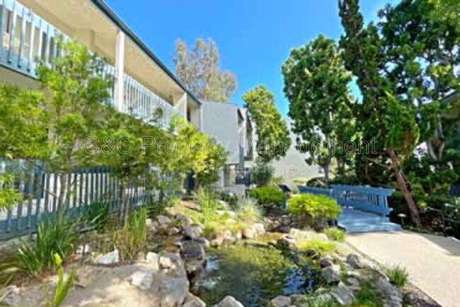 Building Photo - 802 Camino Real