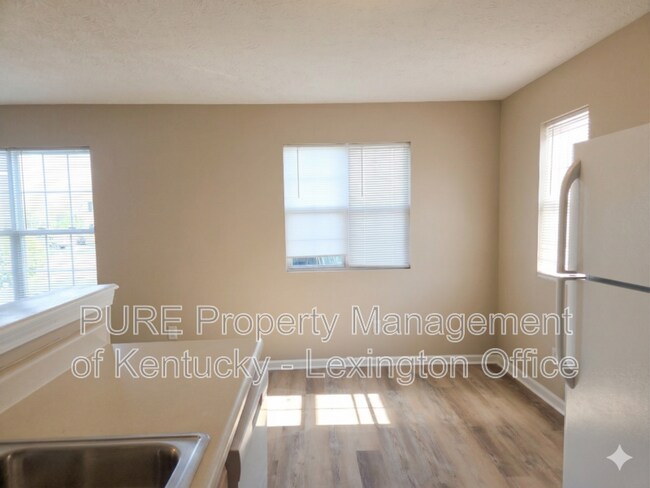 Building Photo - 124 Grinder Ct