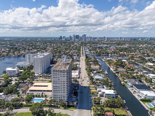 Building Photo - 2500 E Las Olas Blvd