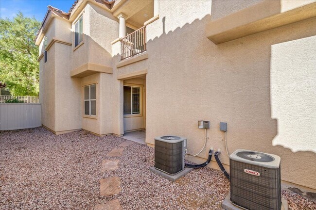 Building Photo - Beautiful Tuscan Inspired 3 Bedroom Home in Centennial Hills