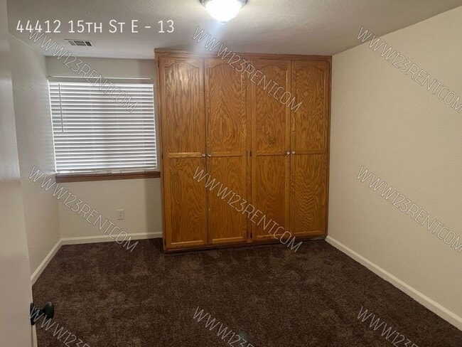Building Photo - 44412 15th St E