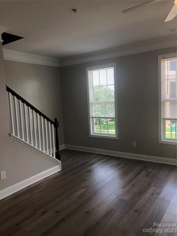 Building Photo - 105 Singleton Rd