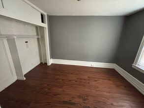 Building Photo - 136-138-138 Stanbridge St