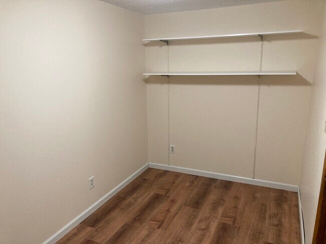 Building Photo - 221 S James St