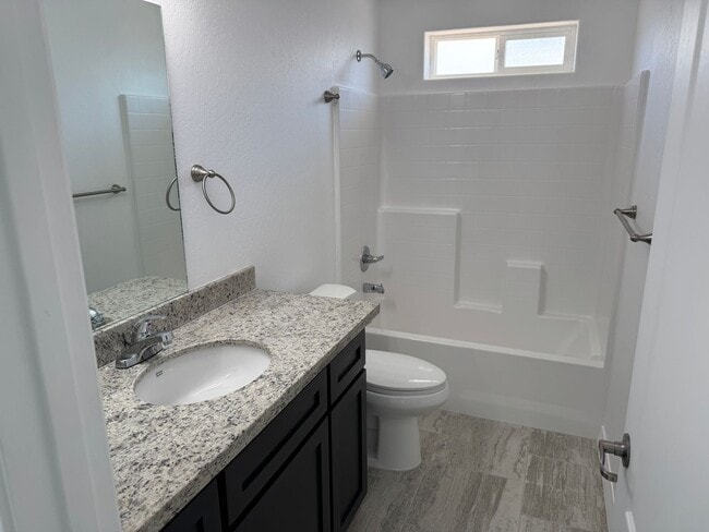 Building Photo - Brand New 3 bedroom home with 2 car garage...
