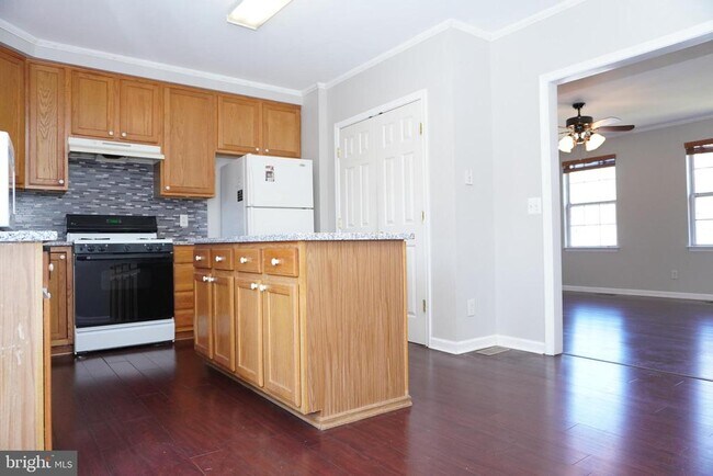 Building Photo - 14882 Geranium Ct