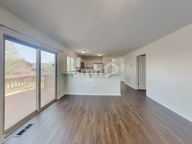Building Photo - 4574 Cole Dr