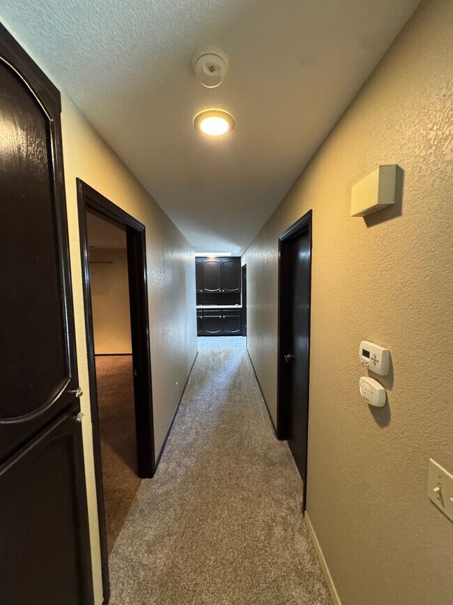 Building Photo - 3-Bedroom Home on Spacious Property in a Great Nipomo Location