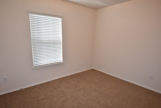 Building Photo - 1814 Emerald Pathway Dr