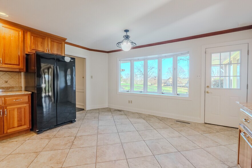 Building Photo - 218 Baltusrol Rd