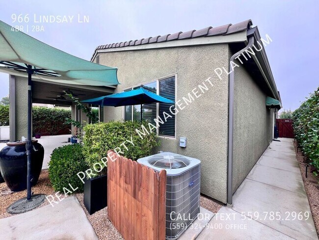 Building Photo - 966 Lindsay Ln