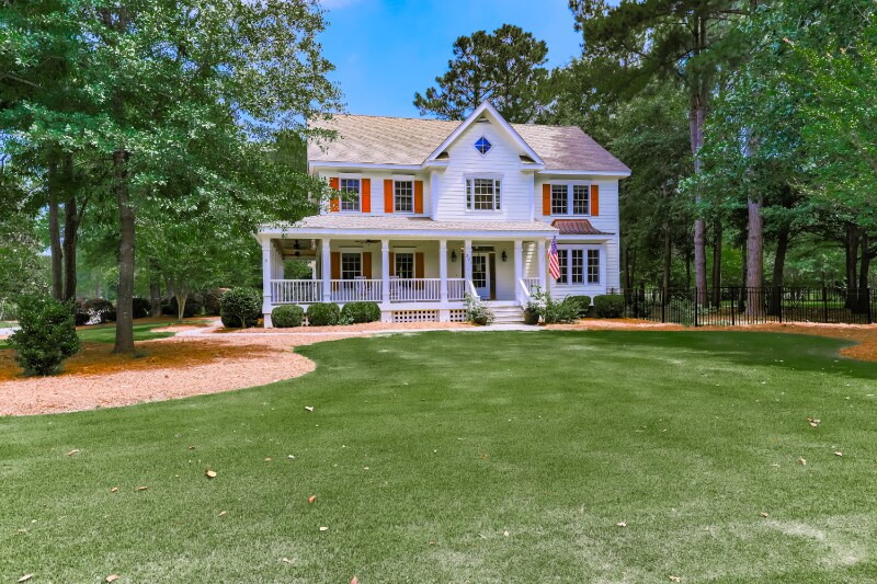 Building Photo - 301 Red Fox Run Dr