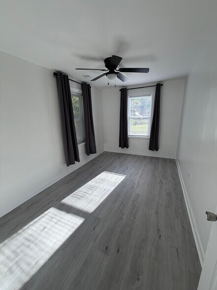 Bedroom 1 Front - 3206 S Waterview Ave