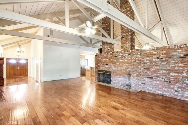 Building Photo - 10818 Hillside Rd