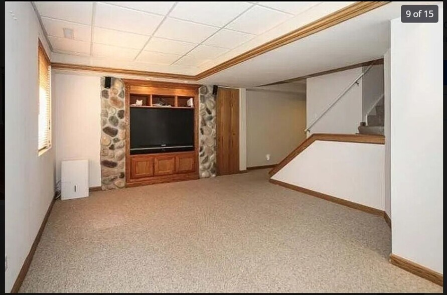 Building Photo - 10412 Casselberry N